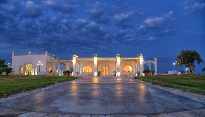 Resort & Relax Masseria Celidonia Lizzano  Bagian luar foto