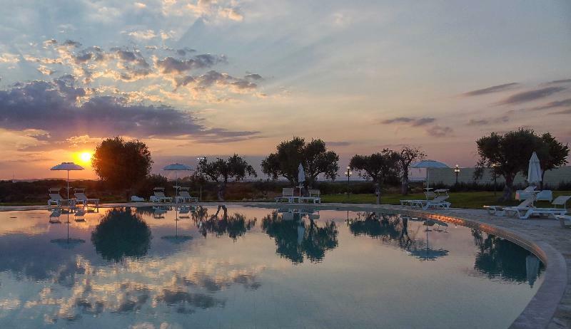 Resort & Relax Masseria Celidonia Lizzano  Bagian luar foto